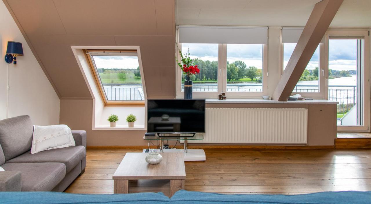 Vakantie Aan De Maas Broekhuizen  Exterior photo
